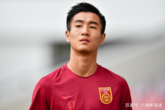 巴萨在主场以5-2战胜贝蒂斯，奥尔莫助攻入球